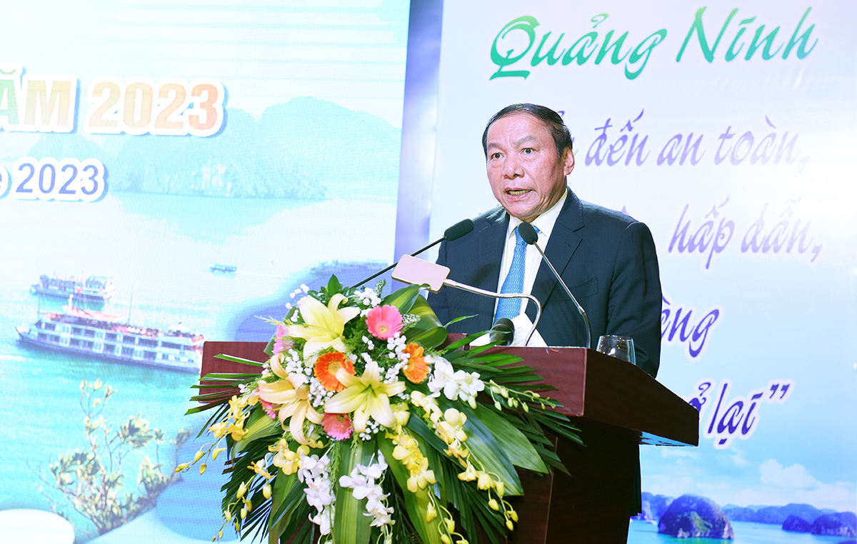Bộ trưởng Bộ Văn hóa, Thể thao và Du lịch Nguyễn Văn Hùng phát biểu chỉ đạo Hội nghị. Ảnh: TITC
