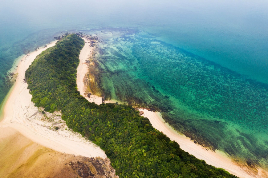 Thanh Lan Island