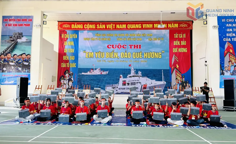 Học sinh Trường THCS Đồng Tiến và Trường THCS Cô Tô tham gia Cuộc thi "Em yêu biển, đảo quê hương".